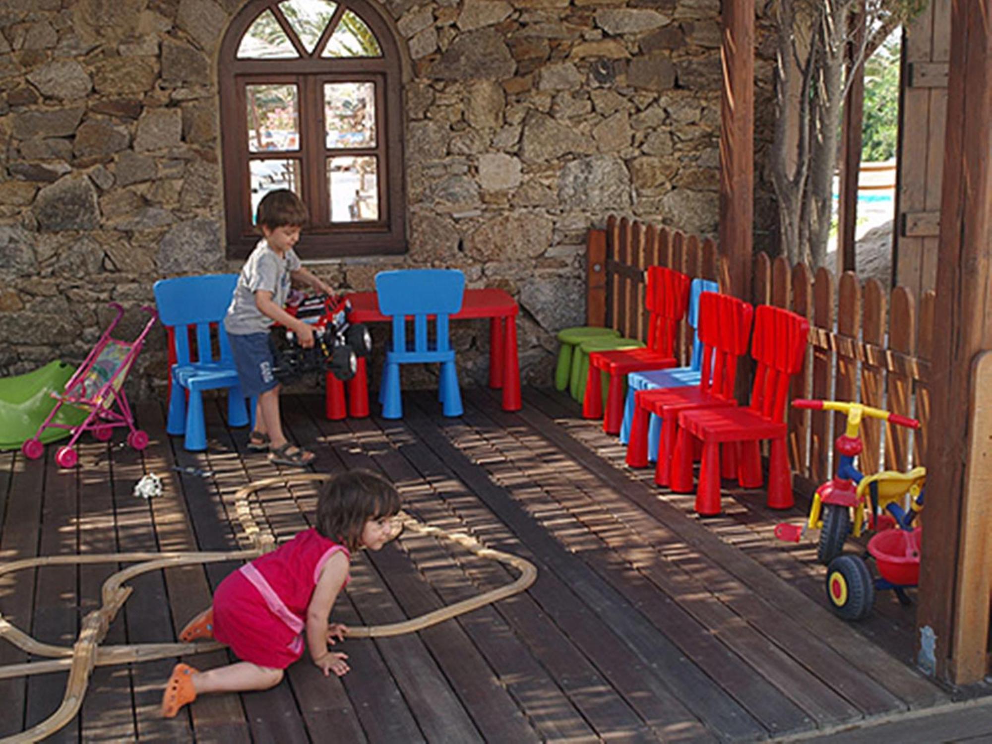 Zephyros Apart otel Paraga  Dış mekan fotoğraf