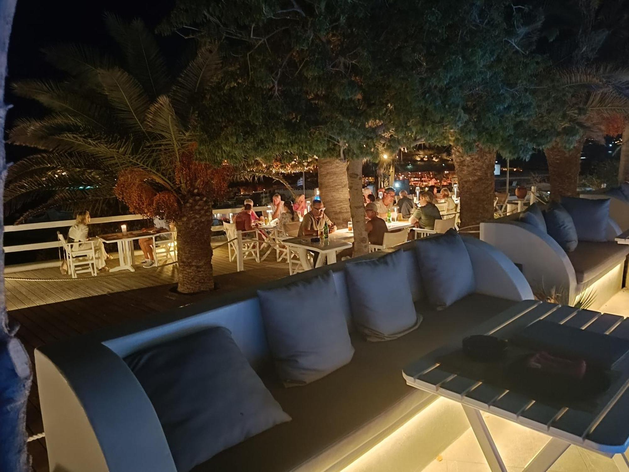 Zephyros Apart otel Paraga  Dış mekan fotoğraf